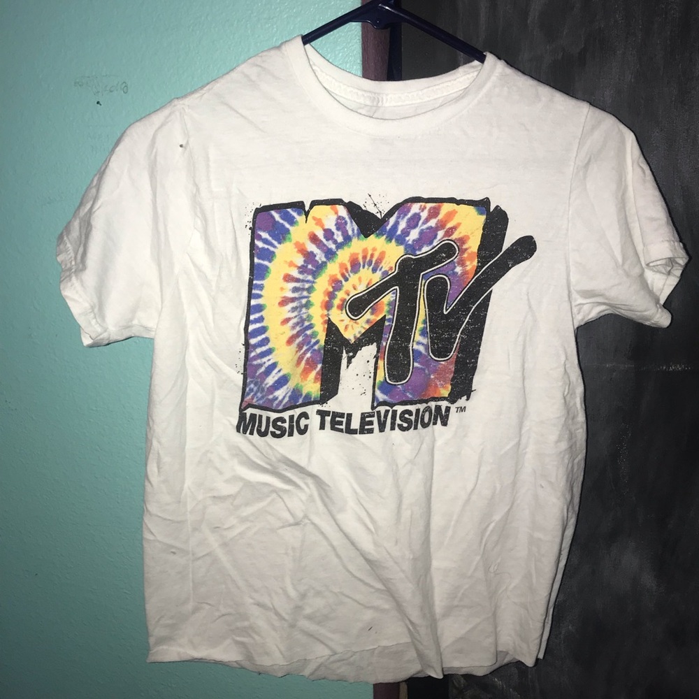 Cropped tee